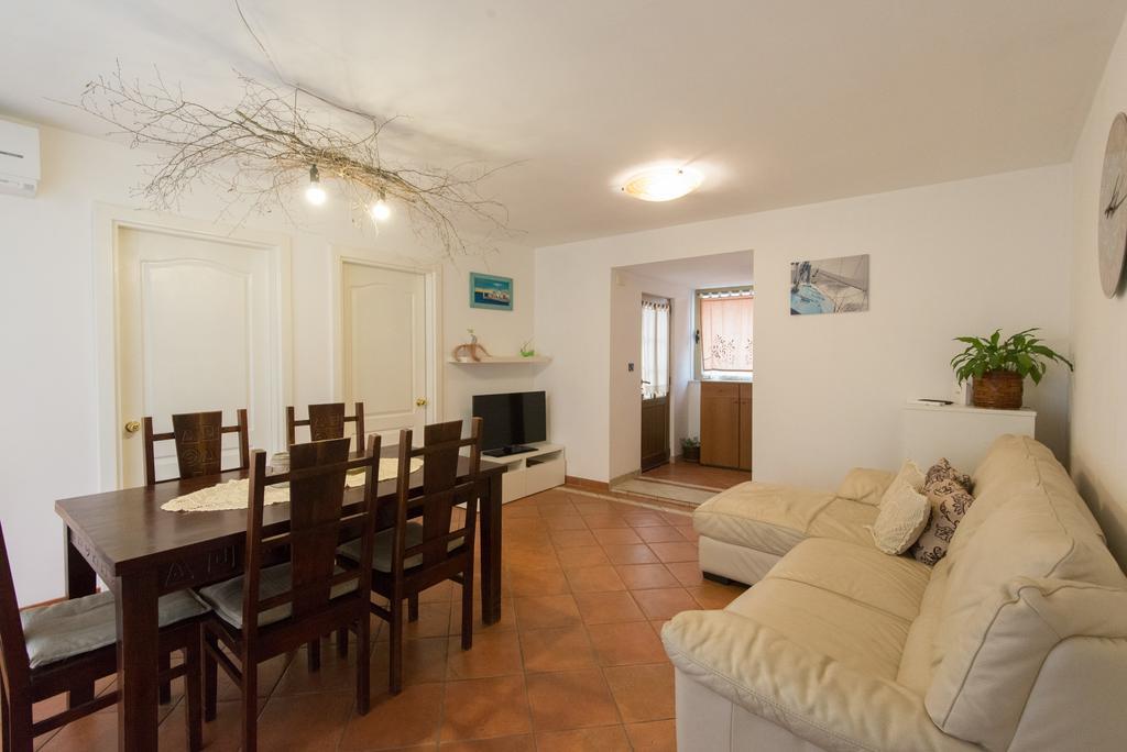 Apartment Roberta Рийека Екстериор снимка